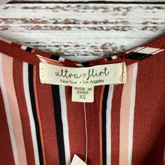 NEW ULTRA FLIRT SIZE XS TOP MULTICOLOR STRIPES FALL BLOUSE NWT - Picture 8 of 9